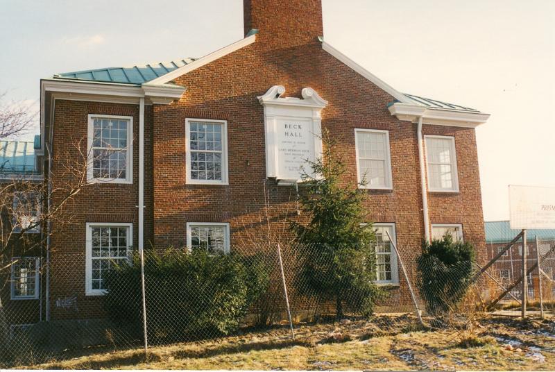 Upsala College(Dec 2000)